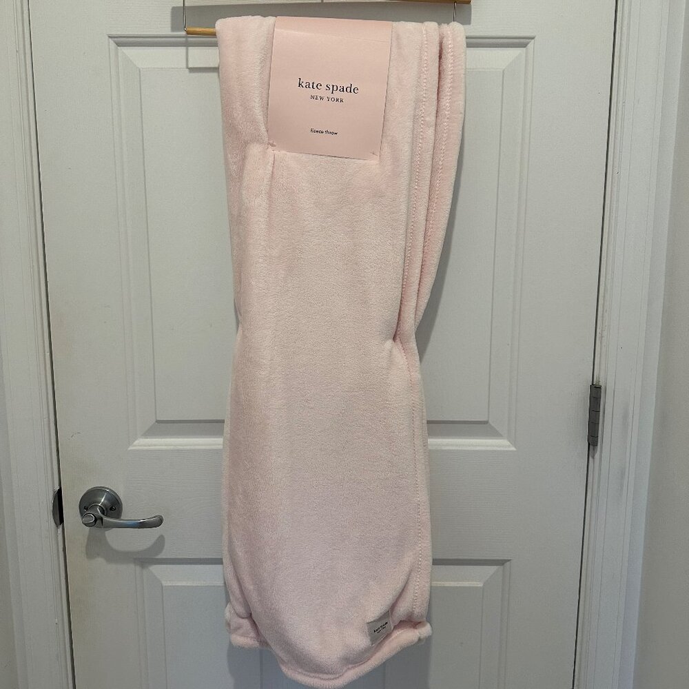 Kate Spade Throw Blanket in Light Pink